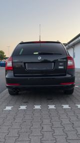 Skoda Octavia 2.0 TFSI RS Combi RS - Skoda aus 2009
