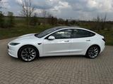 Tesla Model 3 Hinterradantrieb RWD RWD - Tesla Model 3 in Düsseldorf