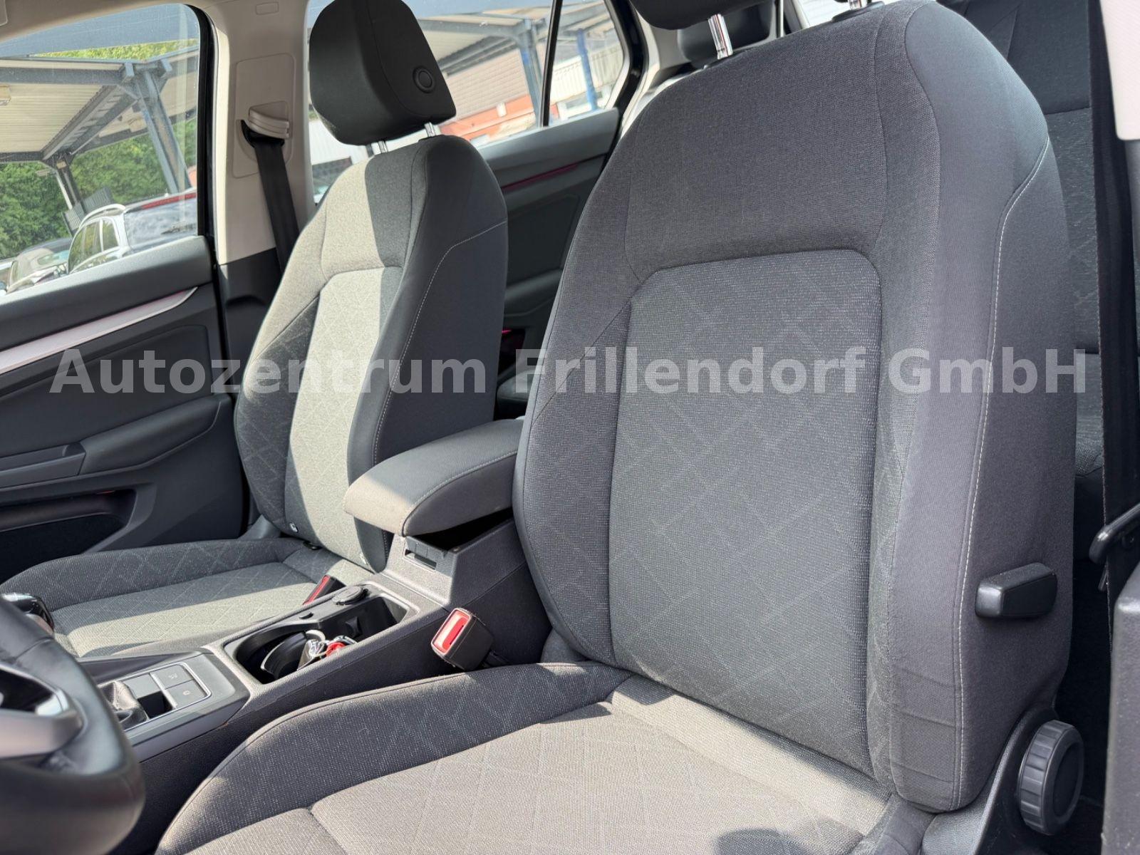 Volkswagen Golf VIII Lim. Life NAVI/IQ/AMBIENTE BELEUCHTUNG, миниатюра 20