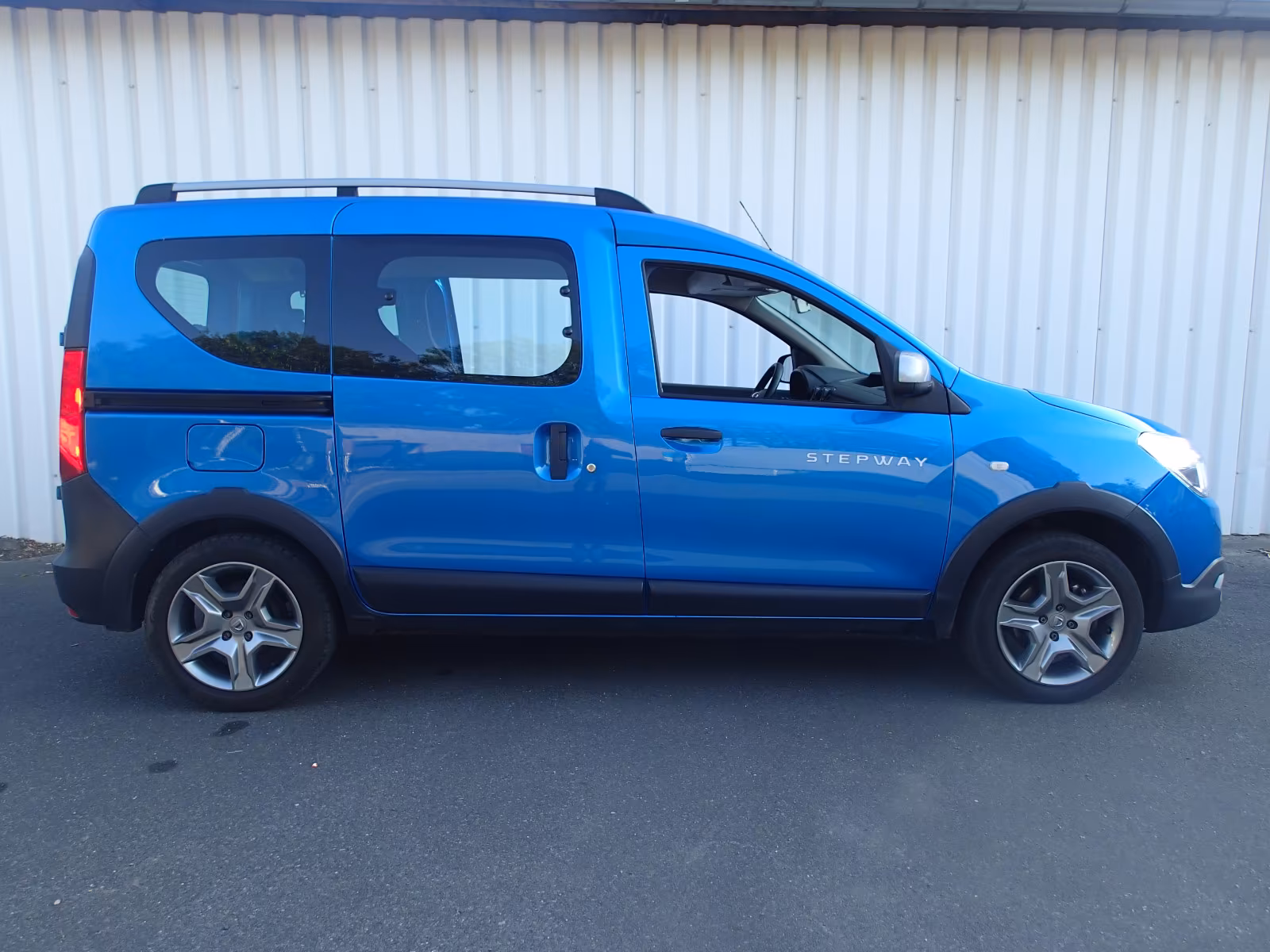 Dacia Dokker TCe GPF Stepway Plus Navi Klima Kamera