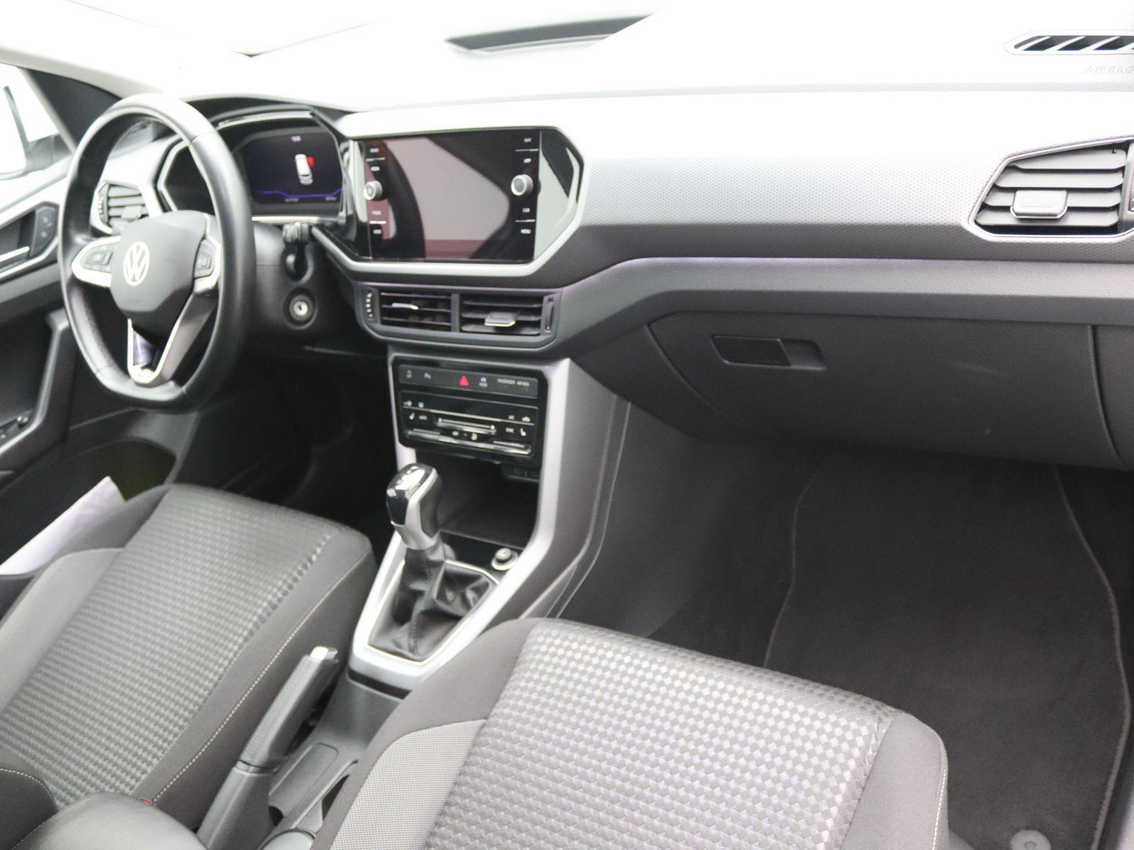 Volkswagen T-Cross - Bild 11