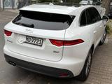 Jaguar F-Pace 20d AWD Prestige Automatik Prestige - weiße Jaguar F-Pace