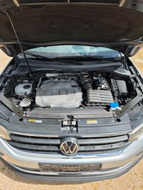 Volkswagen Tiguan - 5