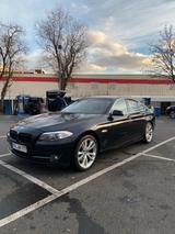 BMW F10 523i  3.0L no M Paket kein 528/530 - BMW 523 in Frankfurt (Main)