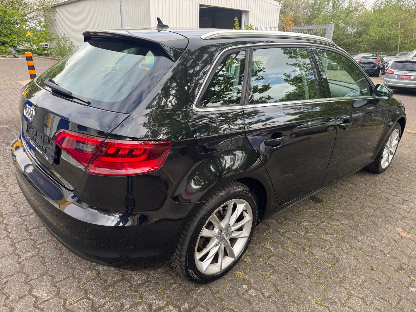 Fahrzeugabbildung Audi A3 Sportback ambition Bi-Xenon+Navi