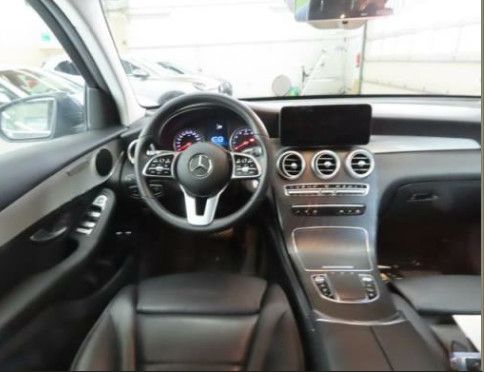 Fahrzeugabbildung Mercedes-Benz GLC 300e 4M 9G-Tr.  LED/NAVI+/STANDHZ/RFK/AHK