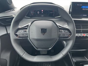 Peugeot 2008 Allure 1.2 145 LED+SHZ+PDC+SpurH