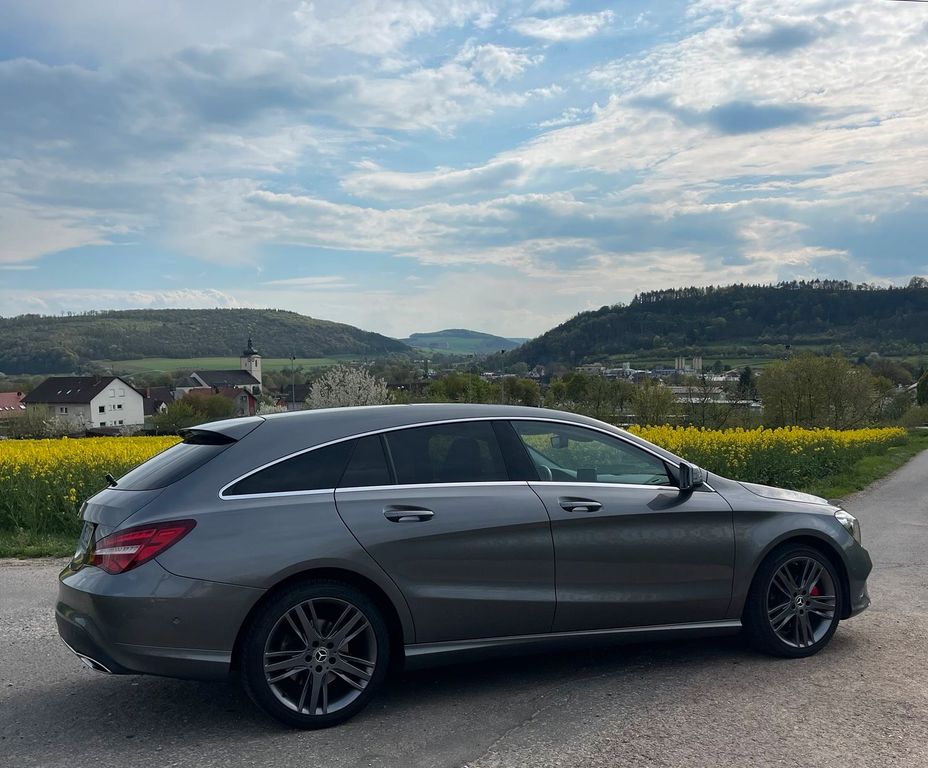 Image of Mercedes-Benz CLA 180 Shooting Brake