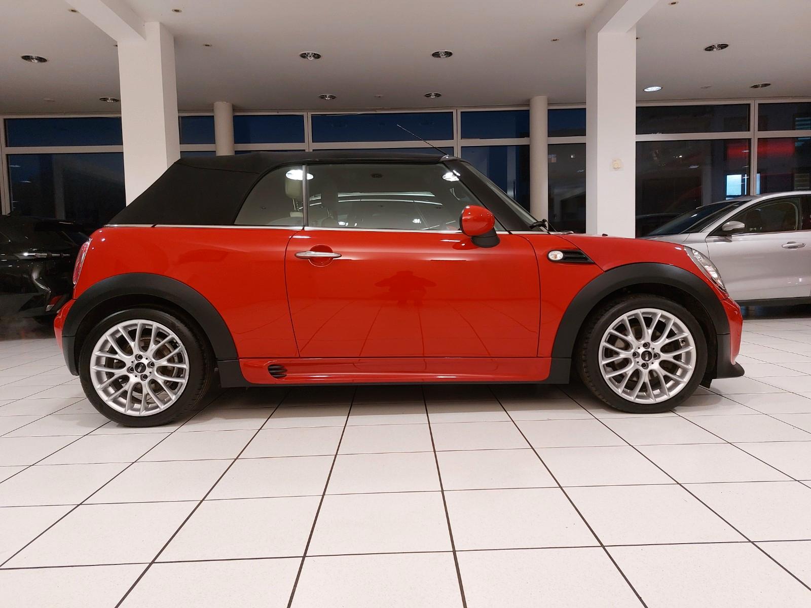 MINI 100% CABRIO SPASS. COOPER WORKS EDITION. PERFEKT