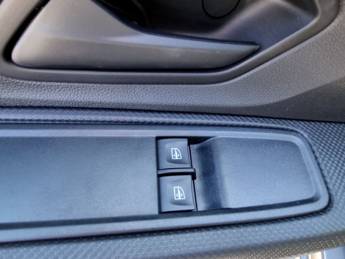 Fahrzeugabbildung Dacia Sandero Essential SCe 65