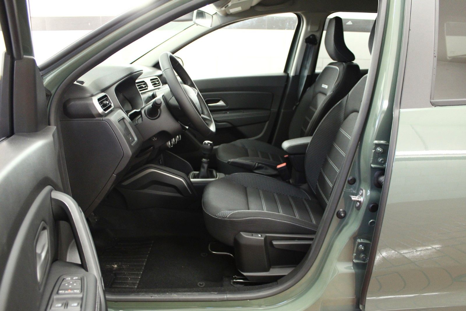 Fahrzeugabbildung Dacia Duster TCe130 Journey*Navi*Sitzhzg**Modell 2023