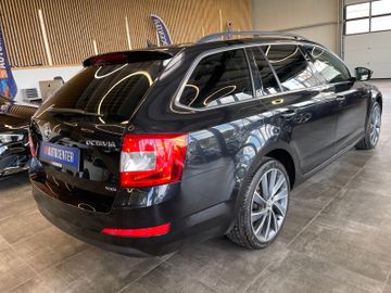 Skoda Octavia Combi L&K 4x4 *BI-XENON*NAVI*PDC*SZHZ*