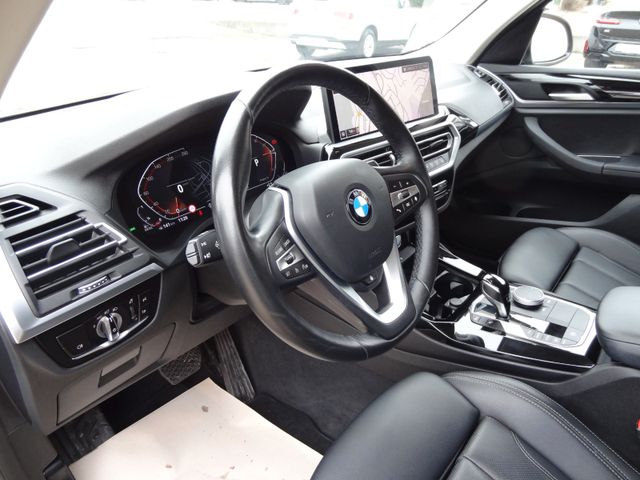 Fahrzeugabbildung BMW X3 xDrive 30d/Laser/HUD/Kam/Virtual/AHK/Leder/