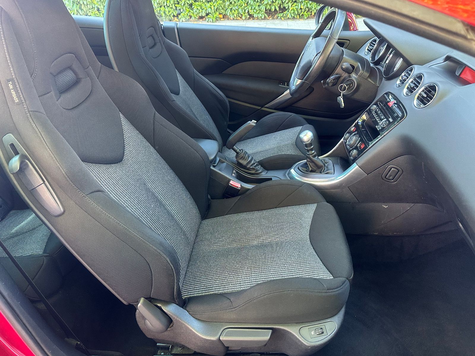 Fahrzeugabbildung Peugeot 308 CC CABRIO PREMIUM