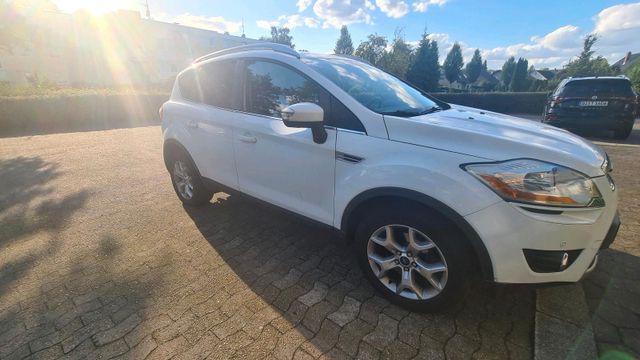 Ford Zu verkaufen Ford Kuga oder als Anzahlung.