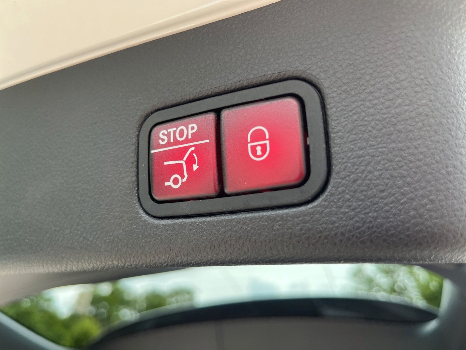 Fahrzeugabbildung Mercedes-Benz *INFERNO*4Matic*HK Audio*SHZ*NAVI*