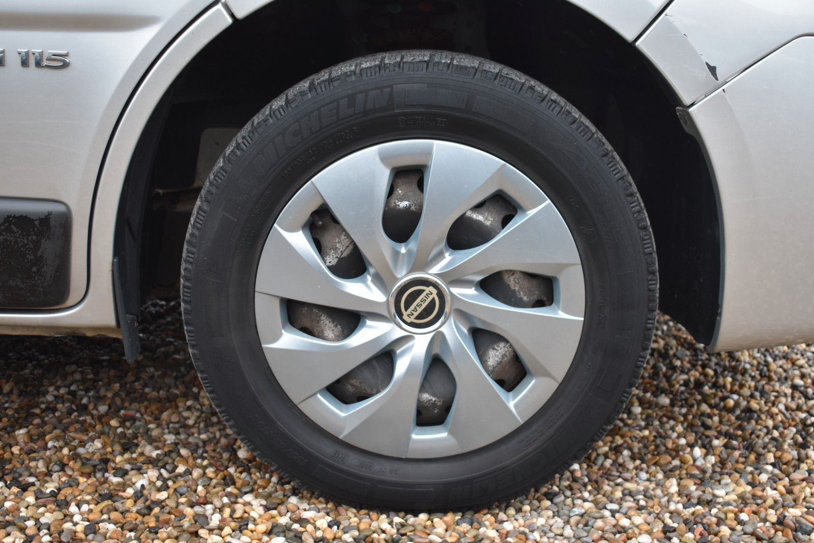 Fahrzeugabbildung Nissan Primastar Kombi L1H1 2.7t 9.Sitzer AHK Klima