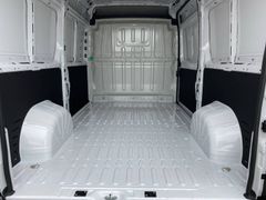 CITROEN JUMPER BlueHDi 140 2.2 Automatik