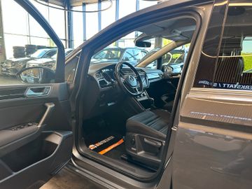 MYAUTOCENTER – Gebraucht- und Jahreswagen mit Werkstattservice in Pfaffenhofen Volkswagen Touran *7.SITZER*STANDHZ*MASSAGE*AHK*KEYLESS*