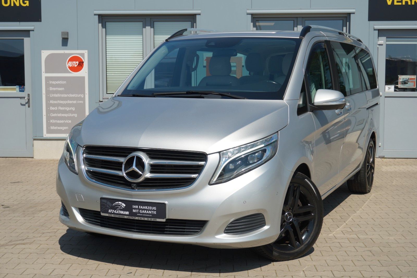 MERCEDES-BENZ V 250 d lang Avantgarde*LED*AHK*Burm.*360°*Navi*