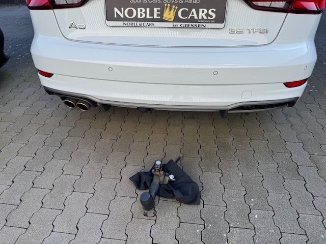 Fahrzeugabbildung Audi A3 Cabriolet 35 TFSI S line sport Nackenhz AHK L