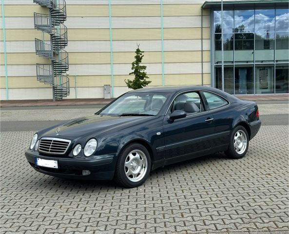 Mercedes-Benz Mercedes Benz CLK 200 ELEGANCE - w208 Coup...