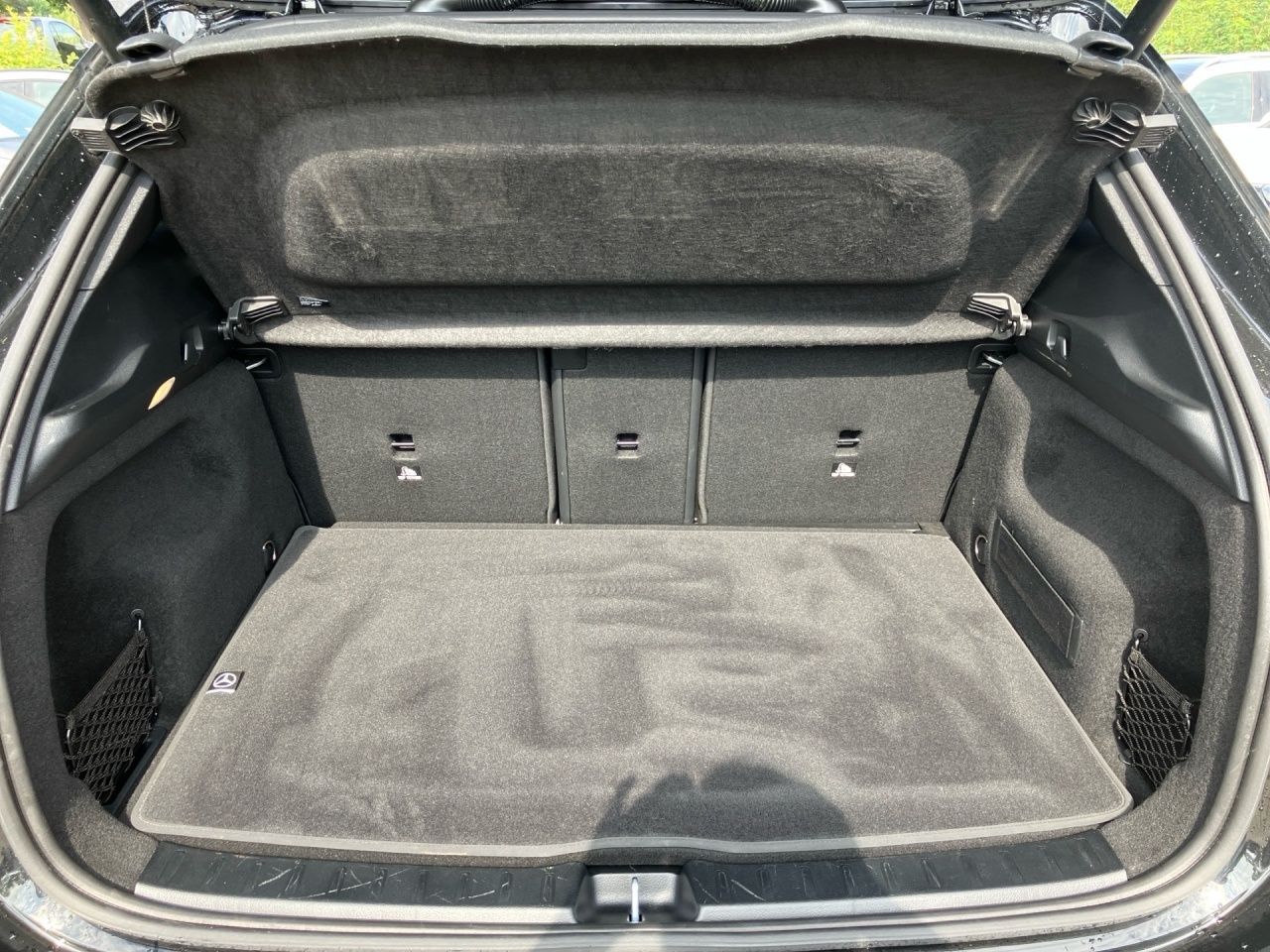 Fahrzeugabbildung Mercedes-Benz GLA 200 d AHK-STANDHEIZ+LENKRADHEIZ+KAMERA+
