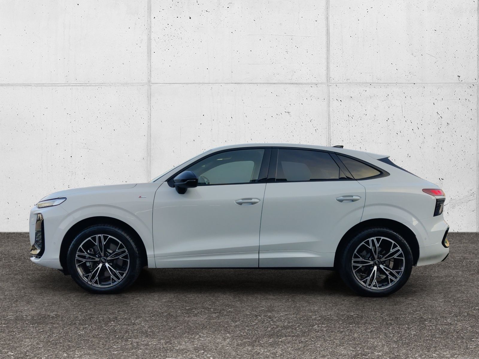 Audi Q3 Sportback TDI 110 kW S tronic KLIMA LED NAVI imagem 3