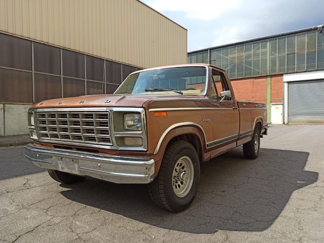 Ford F 150 Ranger Lariat Pickup 5,8L V8