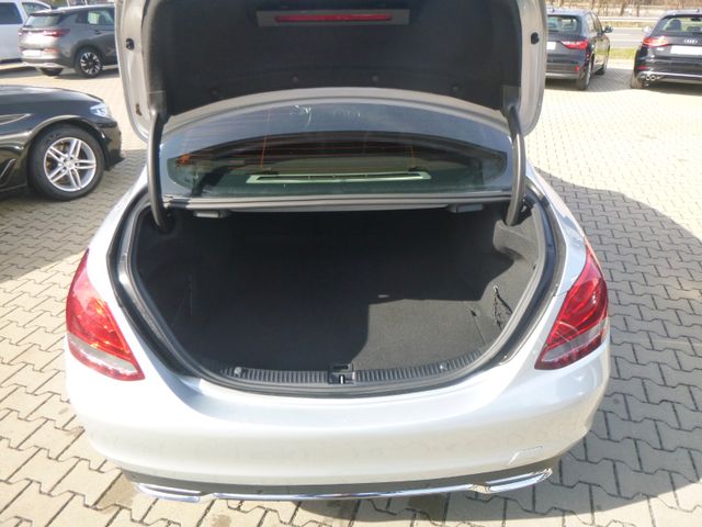 Fahrzeugabbildung Mercedes-Benz C 180 CGI Avantgarde Lim >NAV/Sitzheiz/PDC<