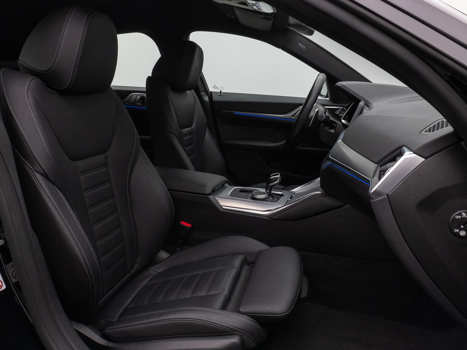 Fahrzeugabbildung BMW M440i xD  Gran Coupé Laser HUD DAB HiFi Komfort