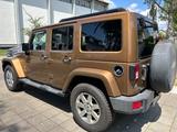 Jeep Wrangler Unlimited Anniversary Ed. 2.8 CRD A... - Jeep aus 2011