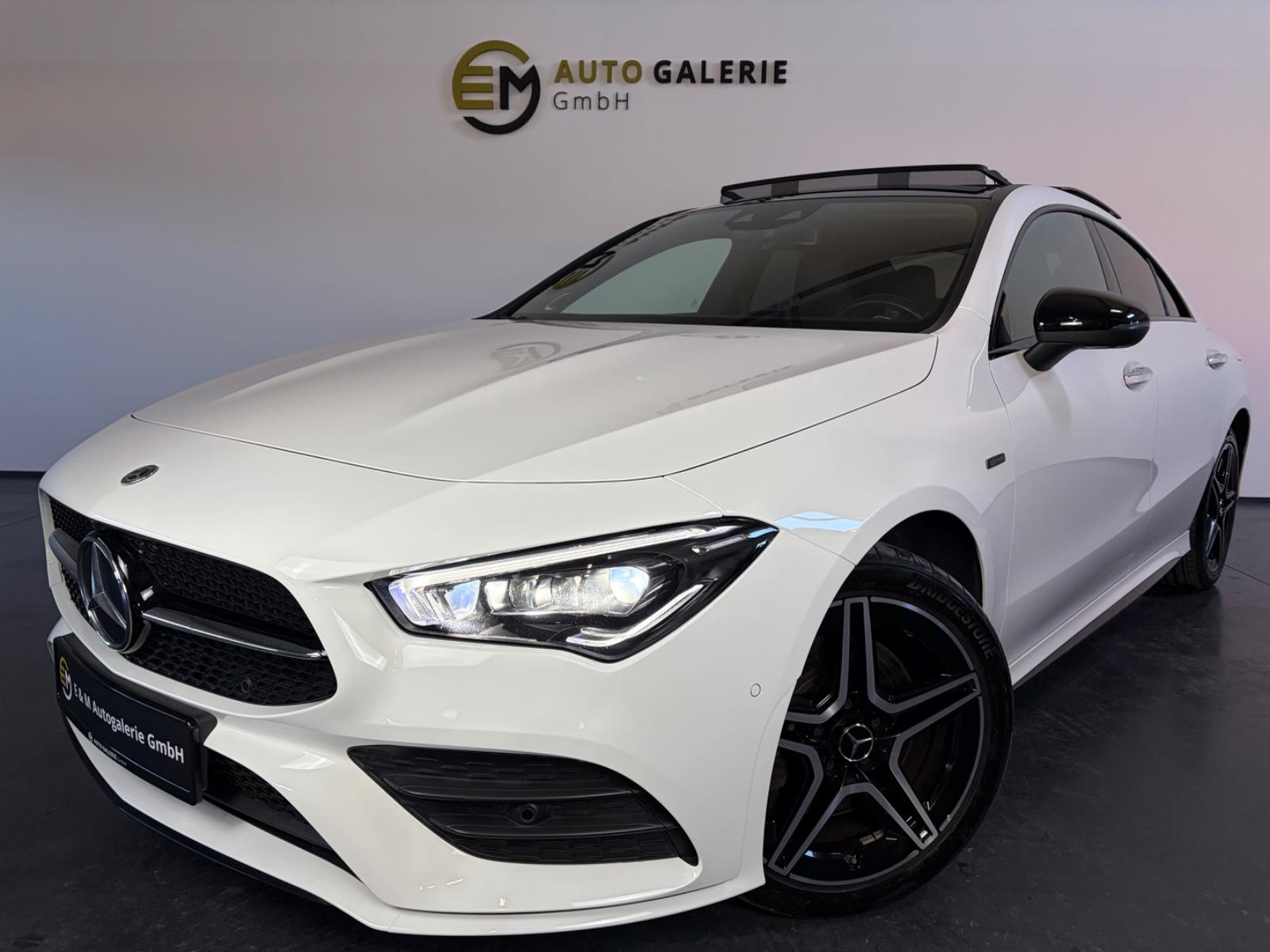 Mercedes-Benz CLA 250 e Pano Burmester Multibeam 360 Night
