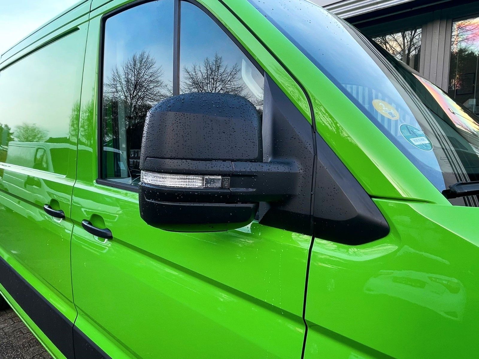 Fahrzeugabbildung Volkswagen Crafter 35 TDI L2 AUTOMATIK CAM SCHWINGSITZ EUR6