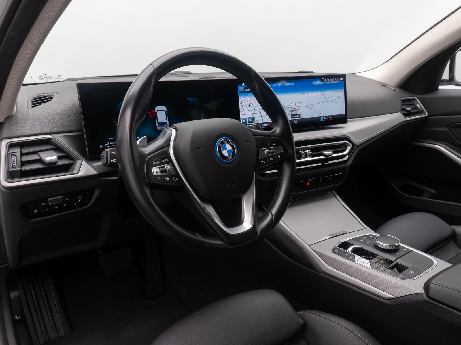 Fahrzeugabbildung BMW 320e Stop&Go AHK Kamera DAB Sportsitz DrivAssist