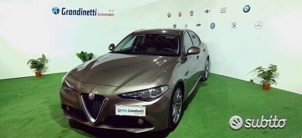 Alfa Romeo Giulia 2.2 td 136 cv bussines anno201