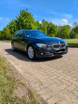 BMW 325d Touring Luxury Line Luxury Line - BMW 325 aus 2016