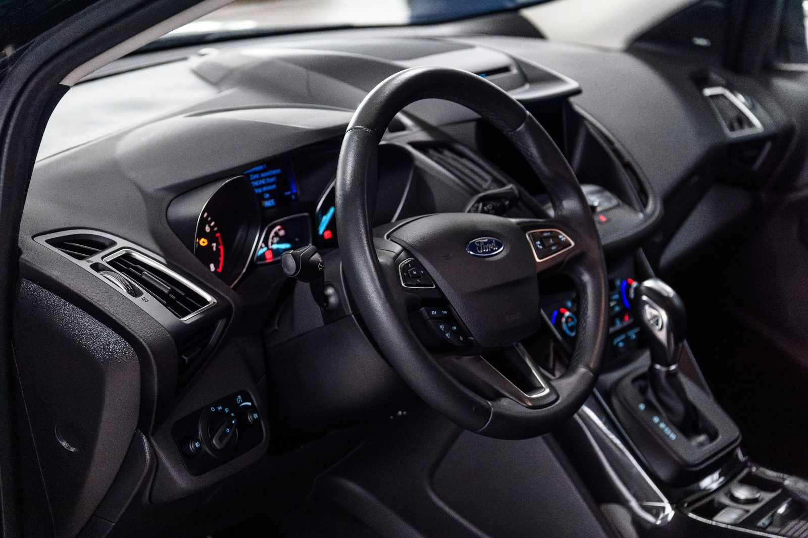 Fahrzeugabbildung Ford Kuga Titanium 260,- ohne Anzahlung