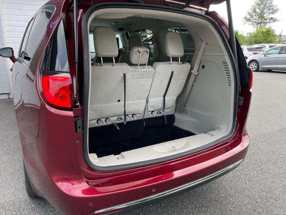 Fahrzeugabbildung Chrysler Pacifica 3.6 touring L Plus Leder Kamera PDC