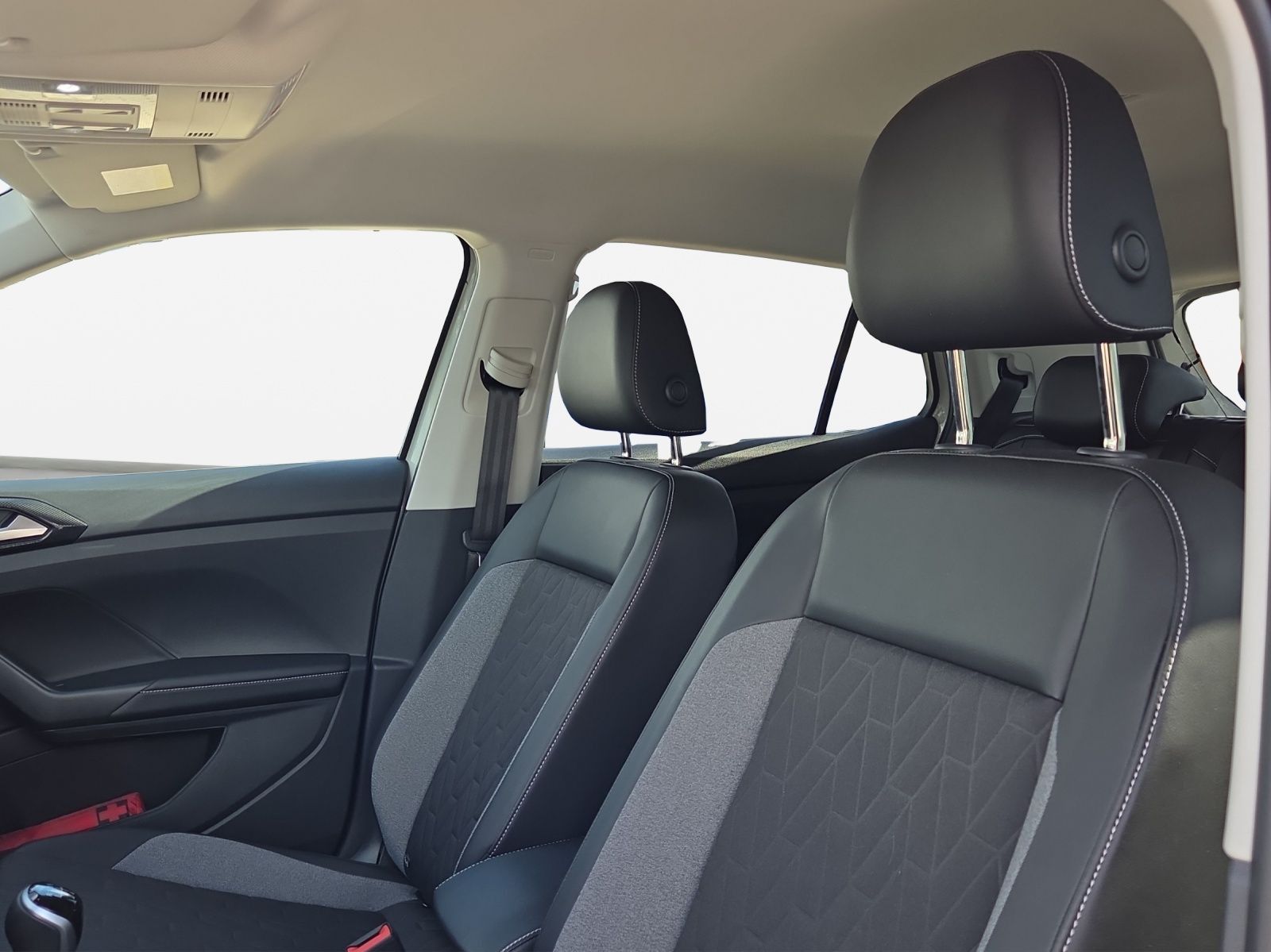 Volkswagen T-Cross - Bild 13