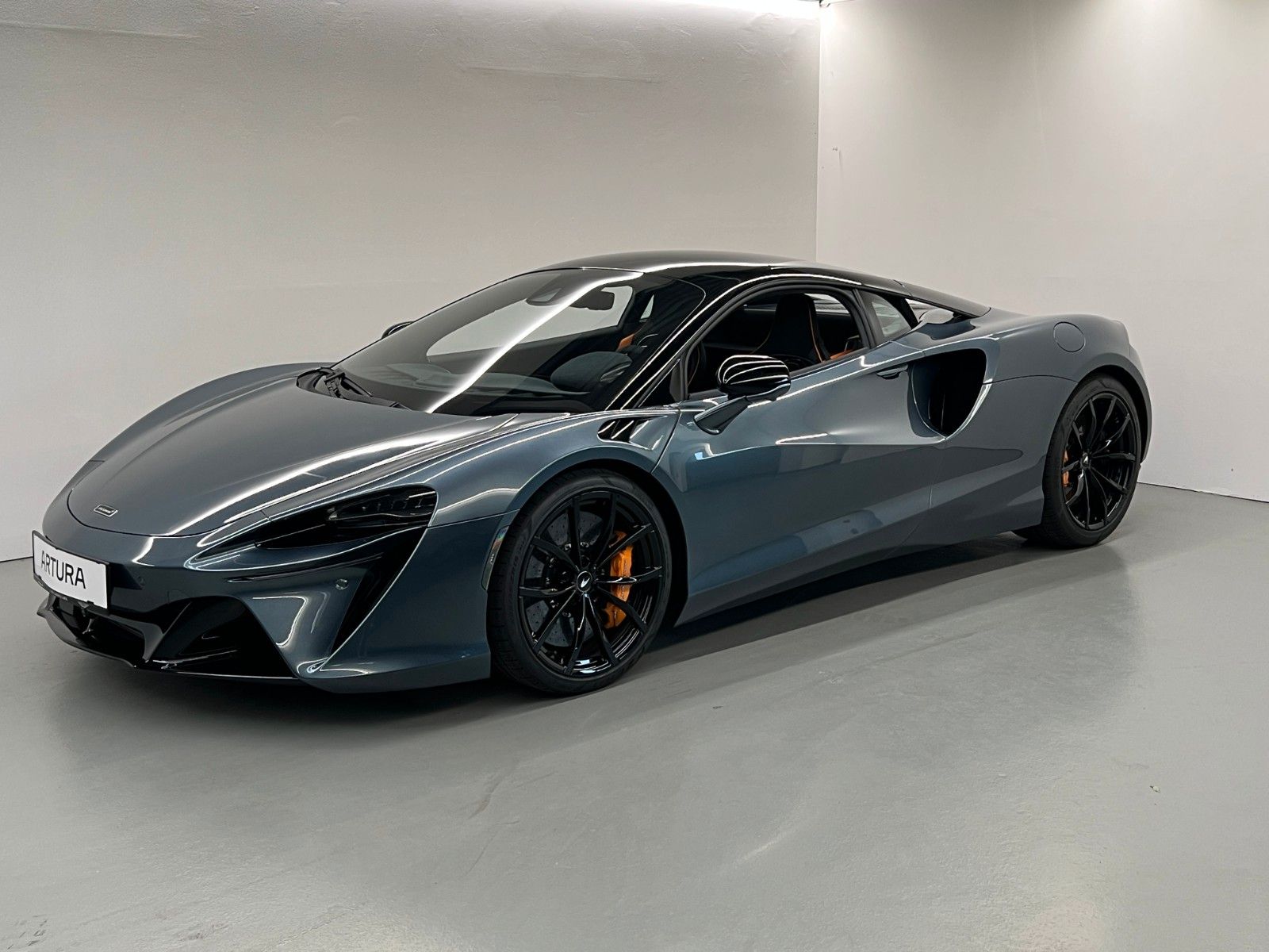 MCLAREN Artura