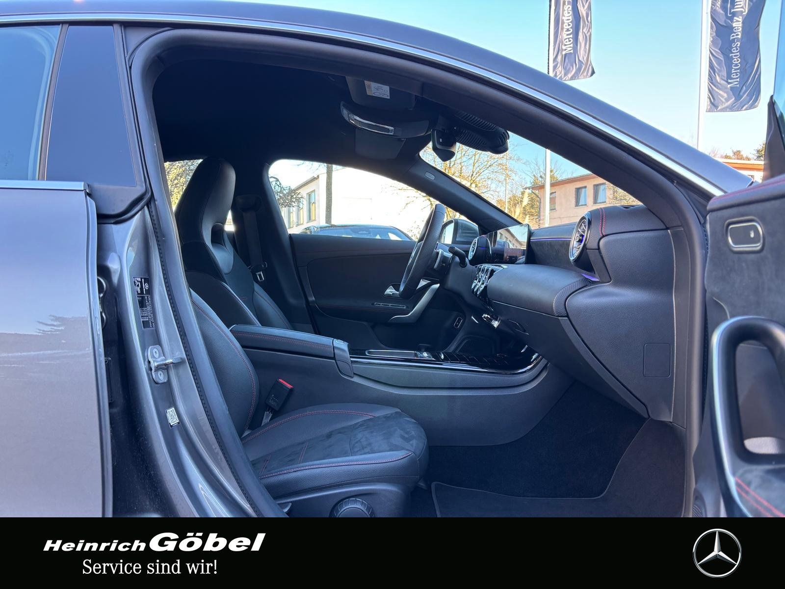 Fahrzeugabbildung Mercedes-Benz CLA 220 d AMG LED WP KLG-KP VZA KAM ABL SHA