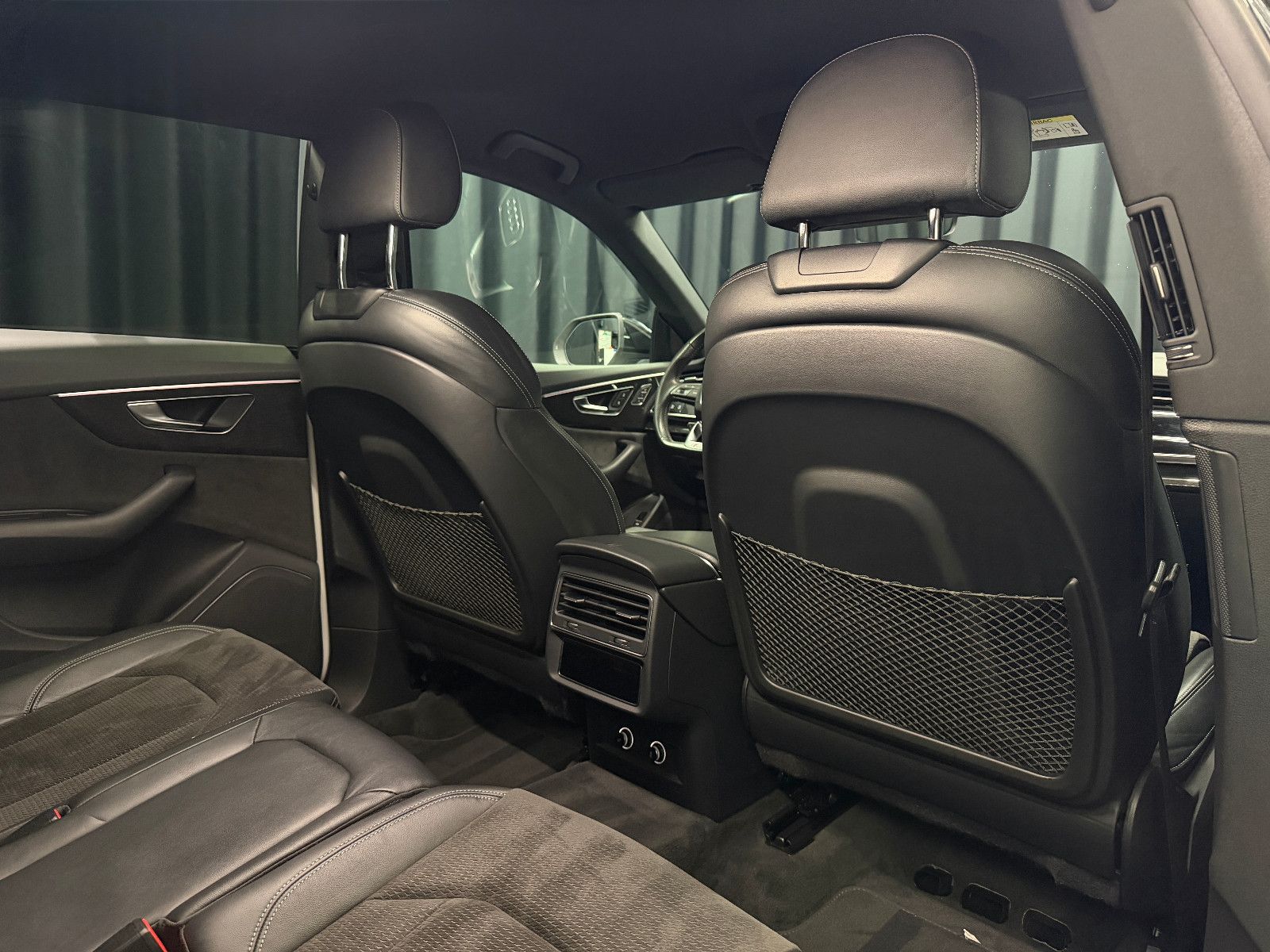 Fahrzeugabbildung Audi Q8 50 TDI quattro |MATRIX|AHK|LUFT