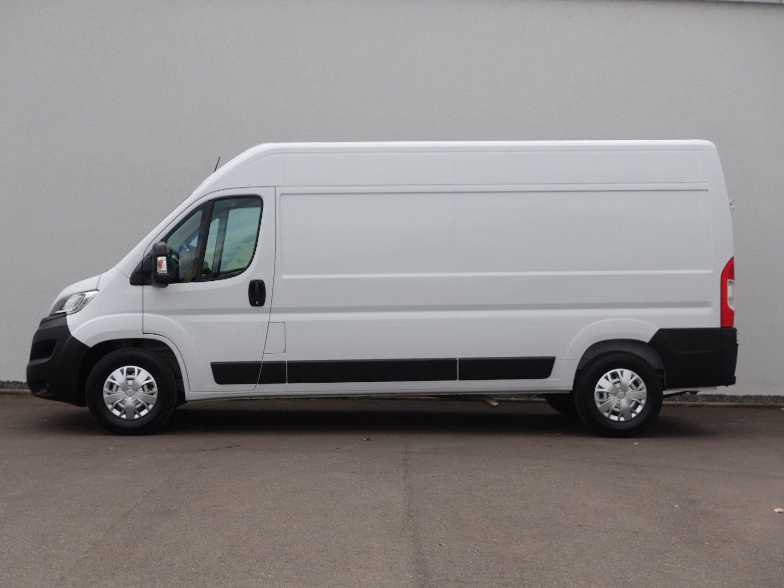 Fahrzeugabbildung Opel Movano C Kasten HKa L3H2 3,5t Edition