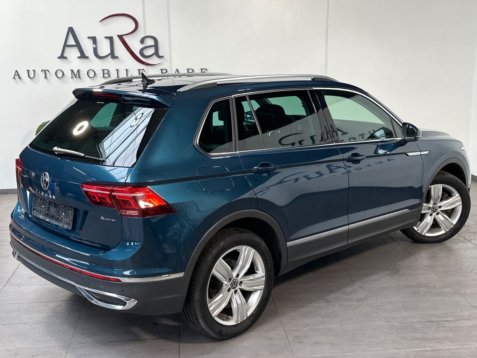 Fahrzeugabbildung Volkswagen Tiguan 2.0 TDI 4M DSG Elegance NAV+MATRIX