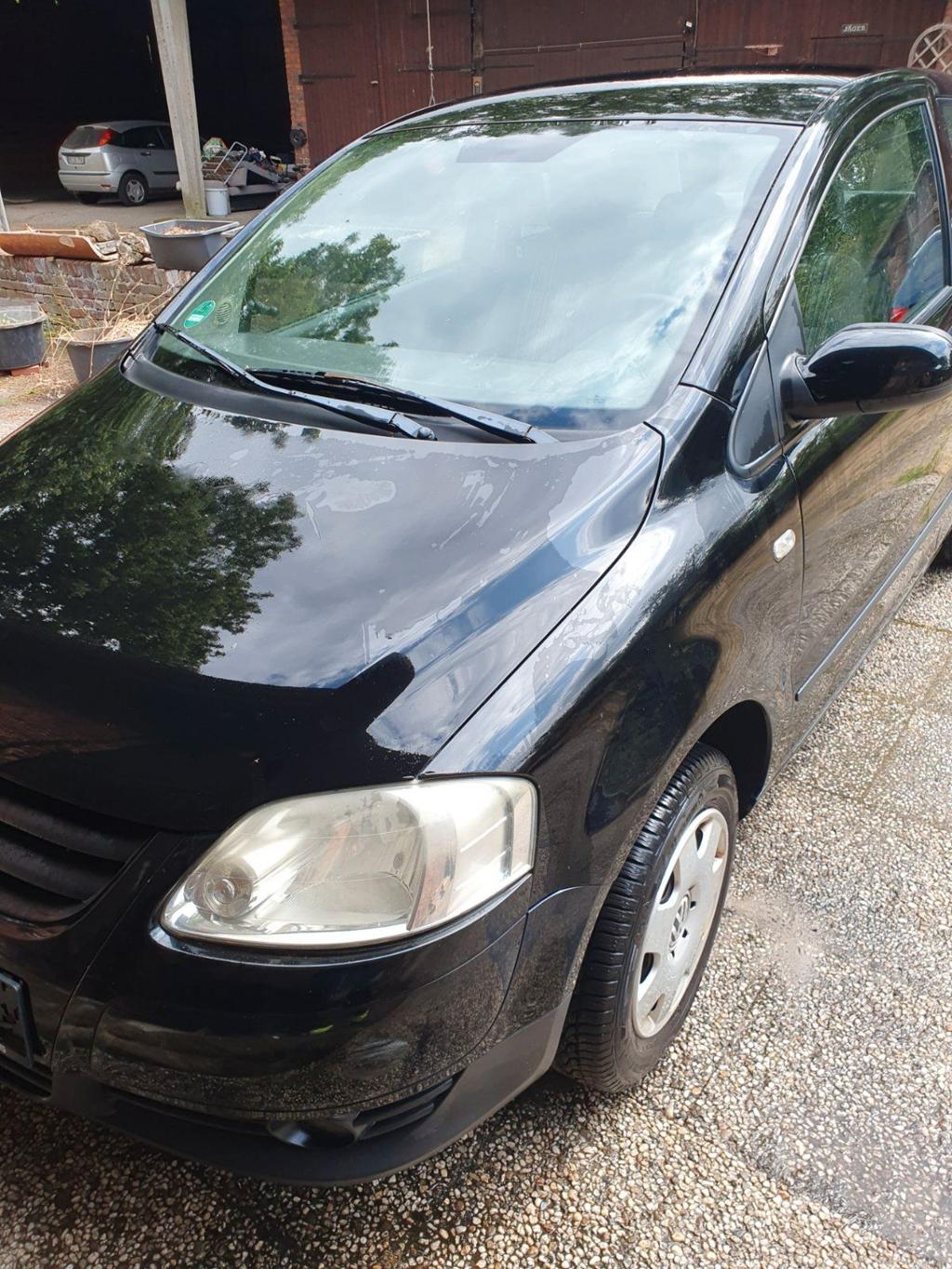 Volkswagen Schwarzer VW Fox