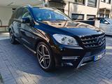 Mercedes-Benz ML 350 4MATIC AMG (Int.+Ext.), Leder, Airm, AHK - Mercedes-Benz ML 350 Gebrauchtwagen in Bremen