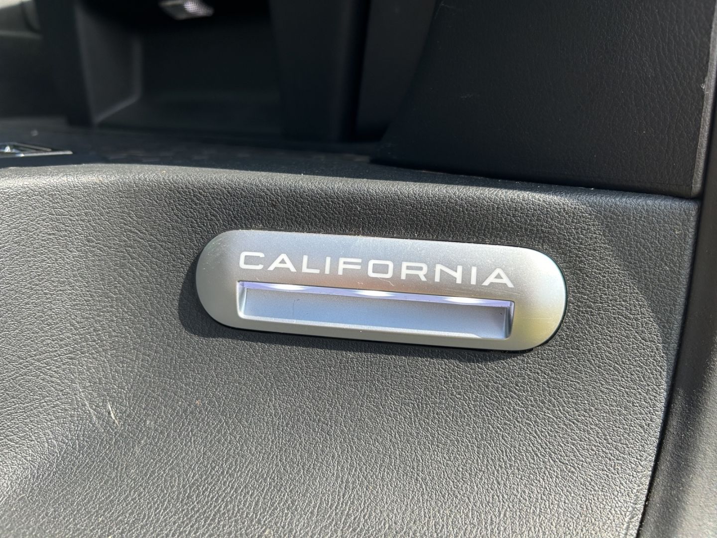 T6.1 California FWD Beach Camper 2.0 TDI Navi UV