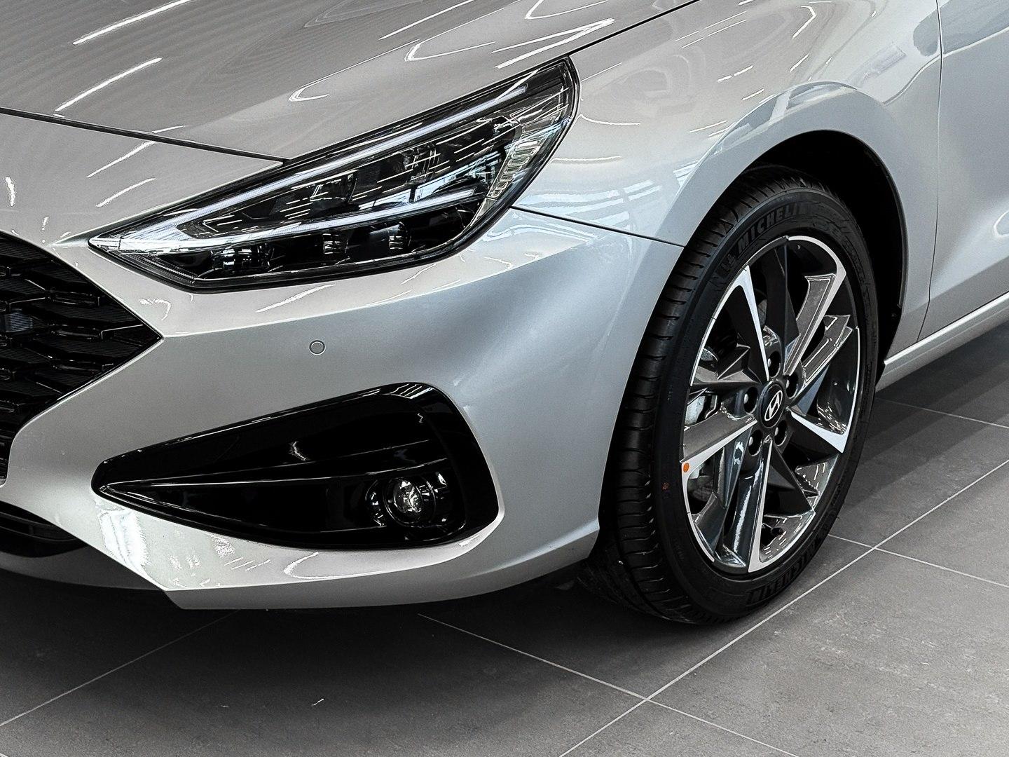 Hyundai i30 1.0 T-GDi ADVANTAGE PLUS/RFK / NAVI /KLIMA /