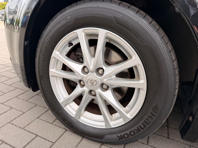 Toyota Avensis Kombi Business Edition Standheizung